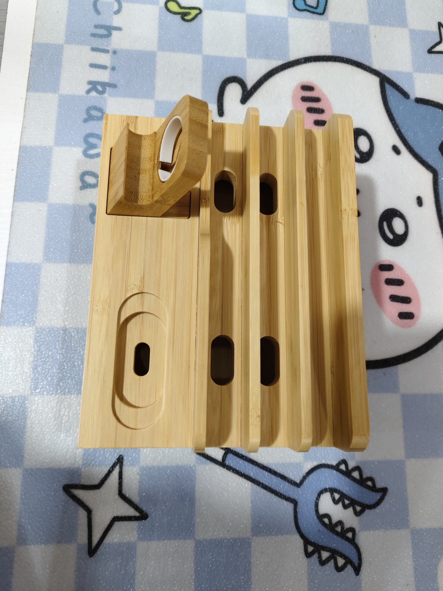 Bamboo Handicraft Mobile Phone Storage Organiser